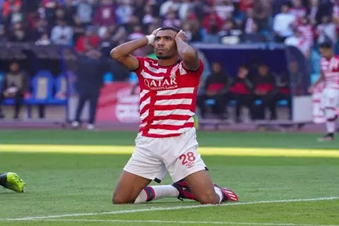 وادي دجلة يفاوض مهاجم الأفريقي السابق